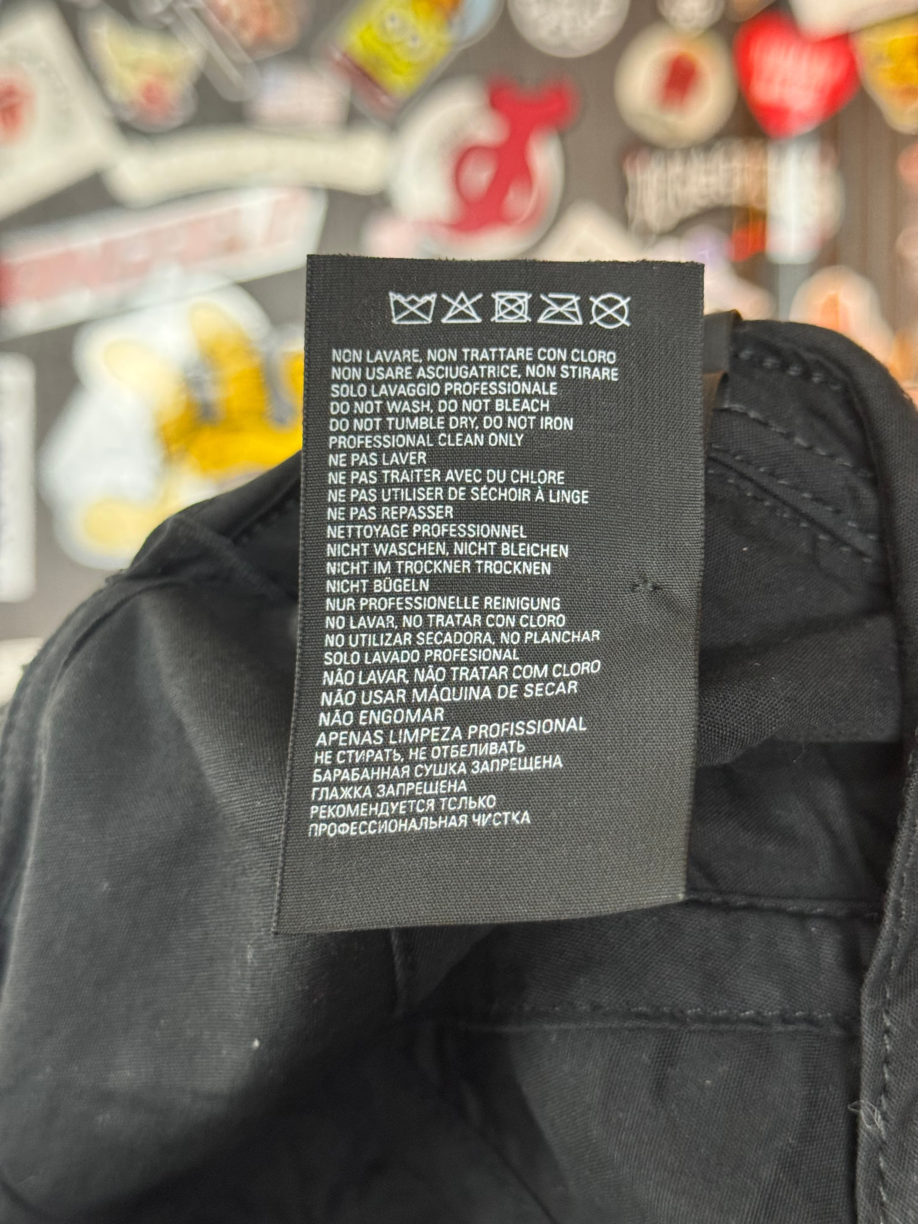 Balenciaga Balenciaga Piercing Cap M, detail view 17