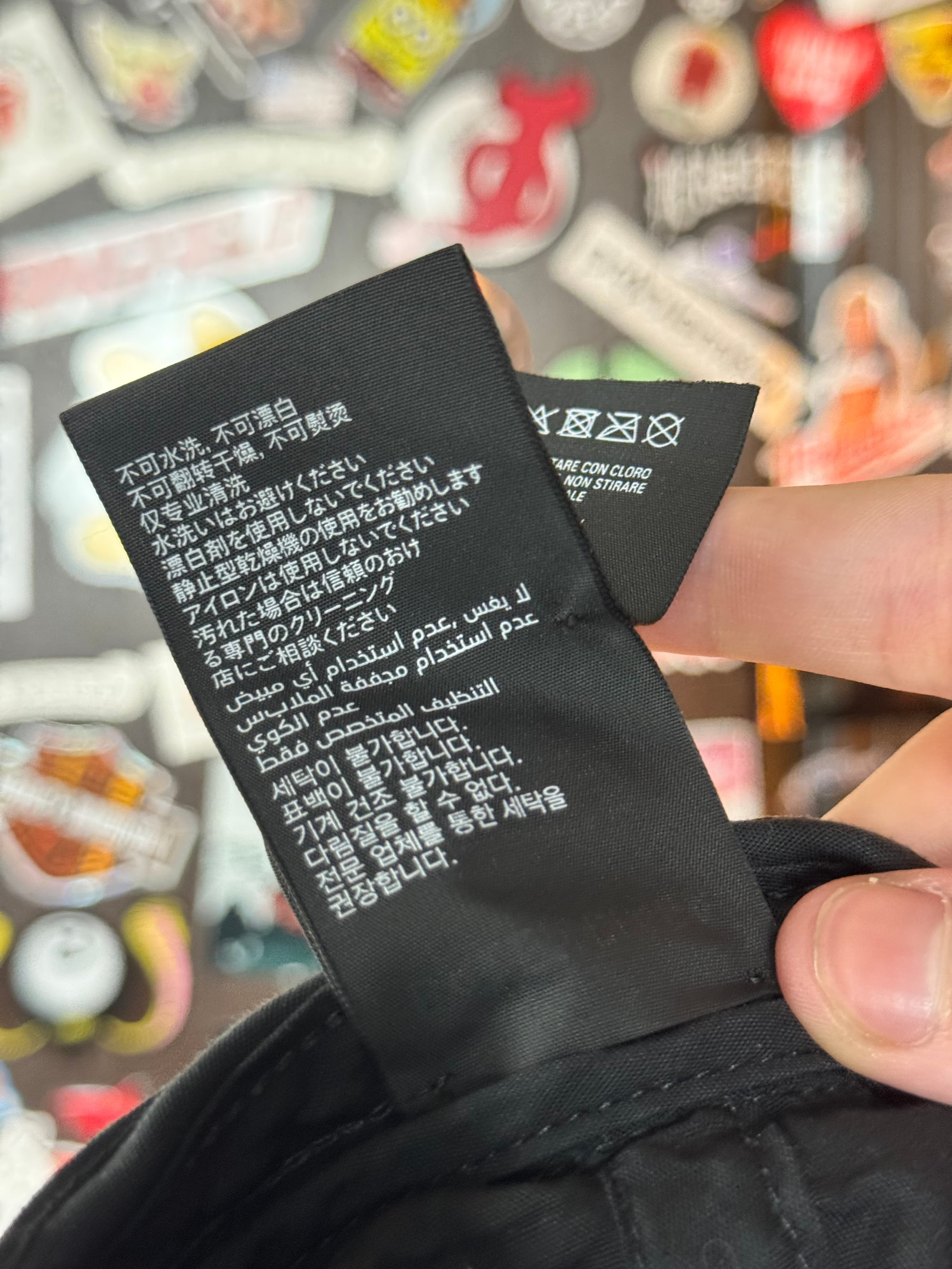 Balenciaga Balenciaga Piercing Cap M, detail view 18