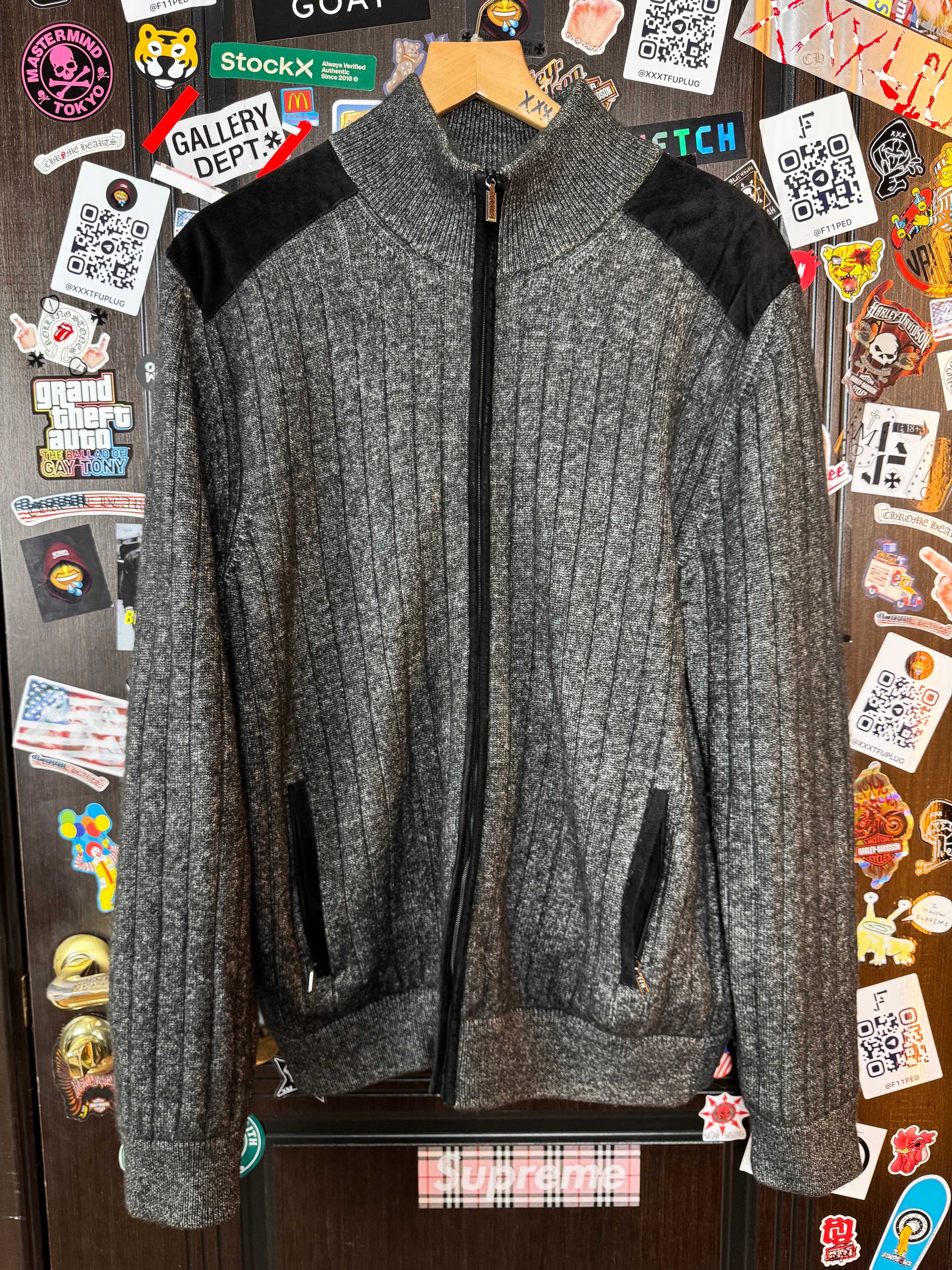 ZILLI Zilli Suede Cashmere Neck-Zip, front view