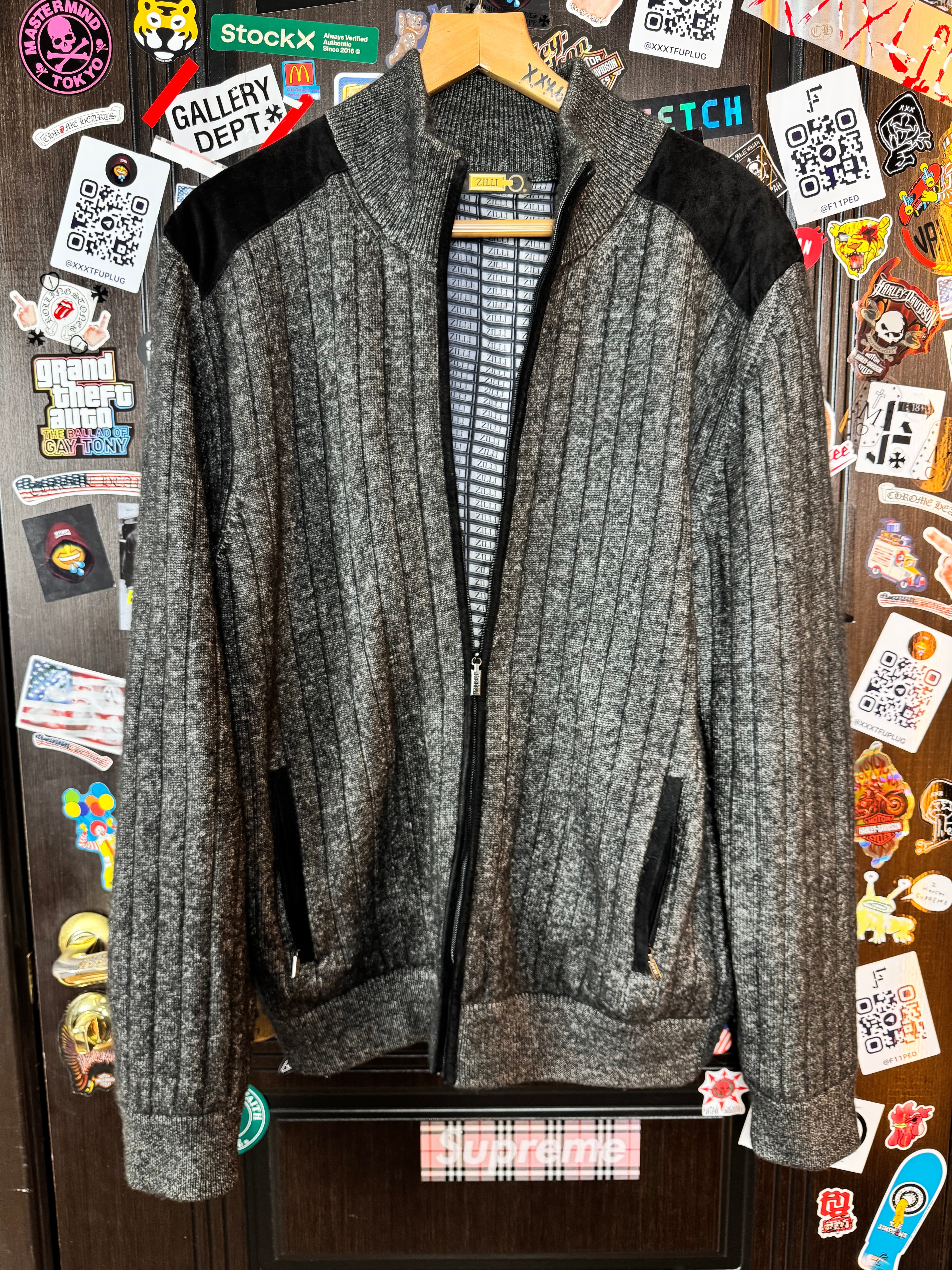 ZILLI Zilli Suede Cashmere Neck-Zip, detail view 2