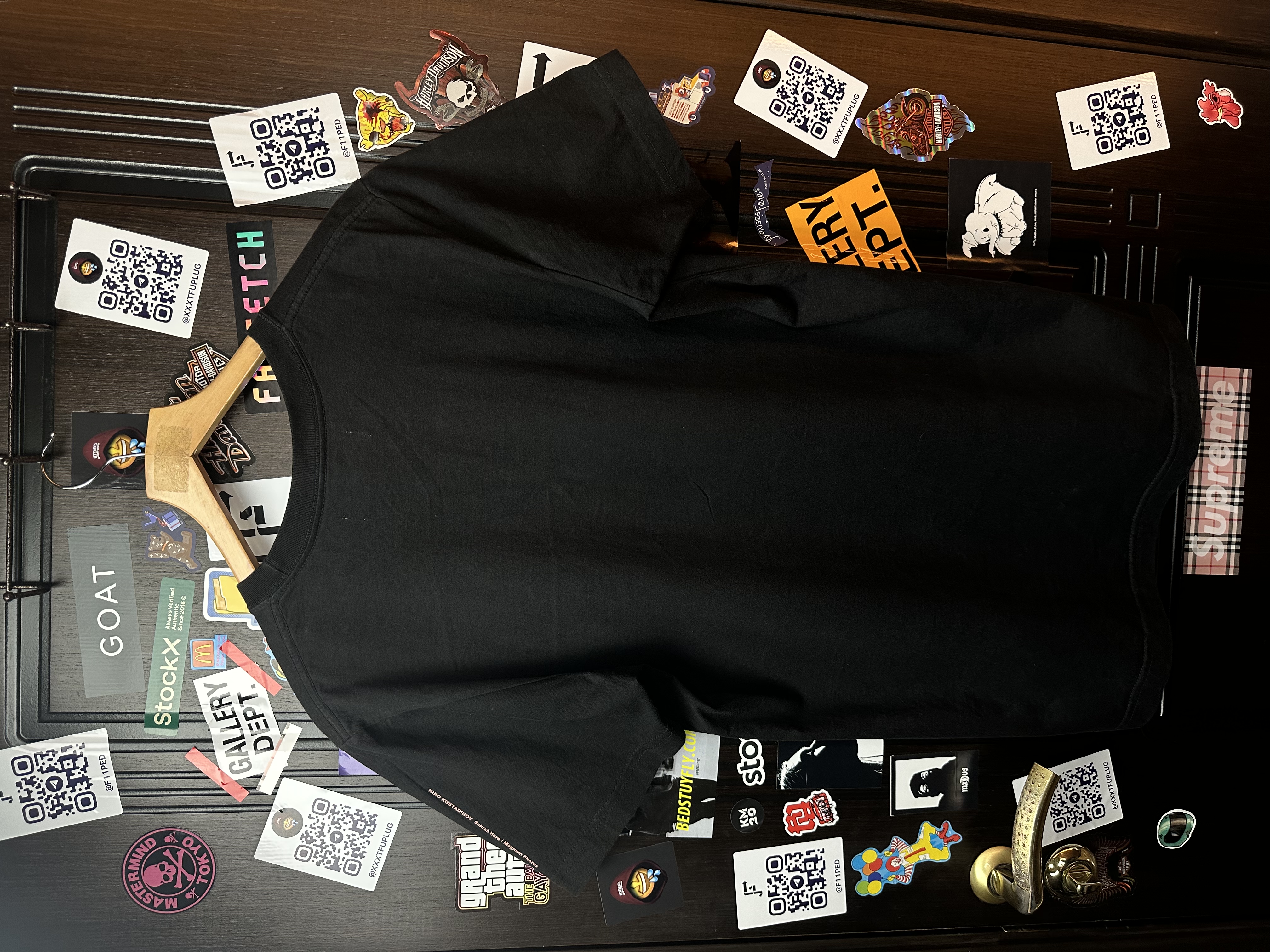 KIKO KOSTADINOV Kiko Kostandinov, detail view 4