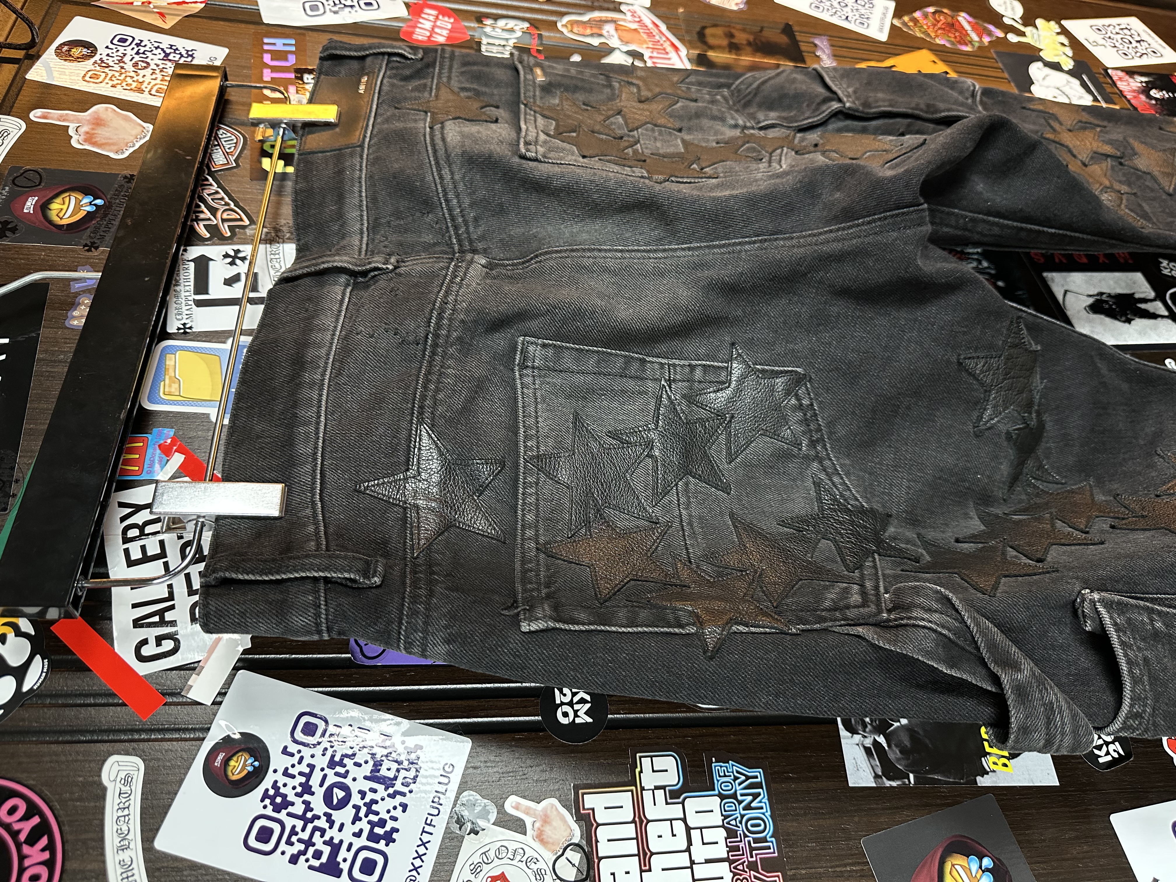 Amiri Amiri & Chemist FW 2022 Black Carpenter Jeans, detail view 7