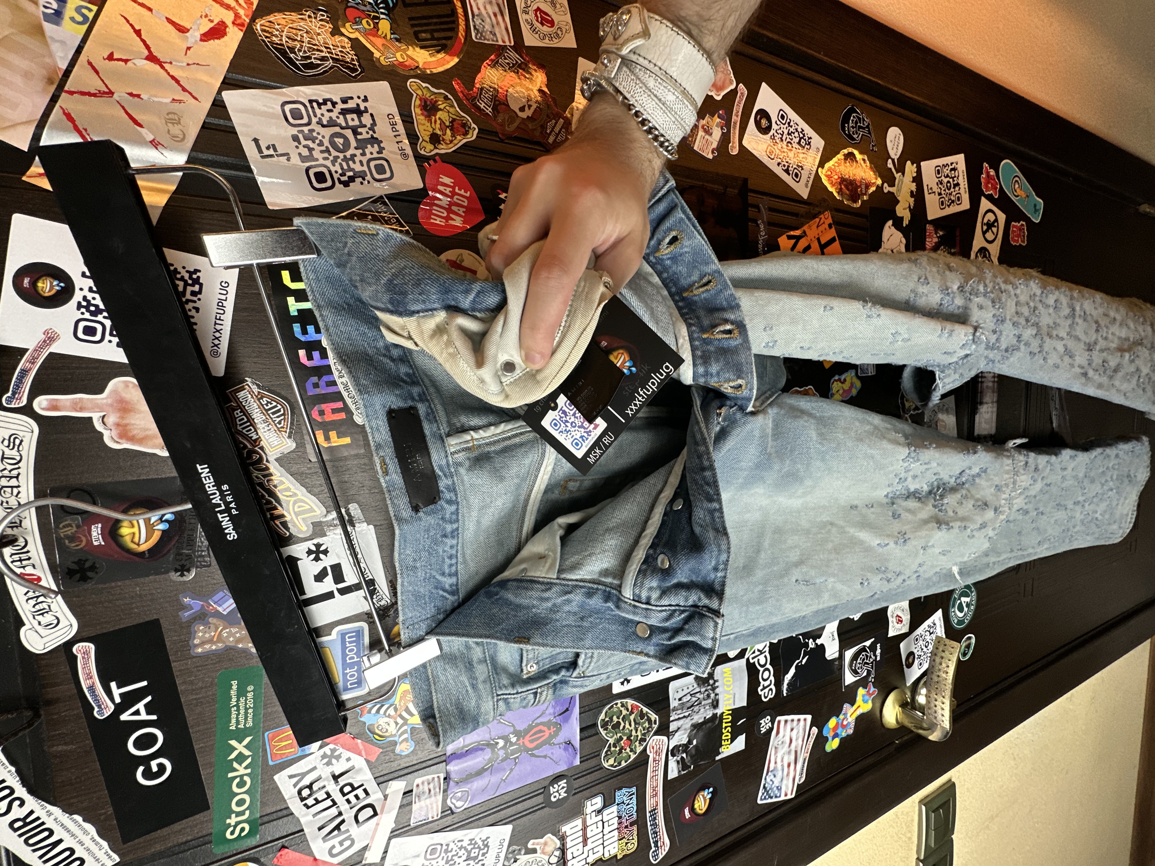 Amiri Shotgun 32 Straight Jeans, detail view 9