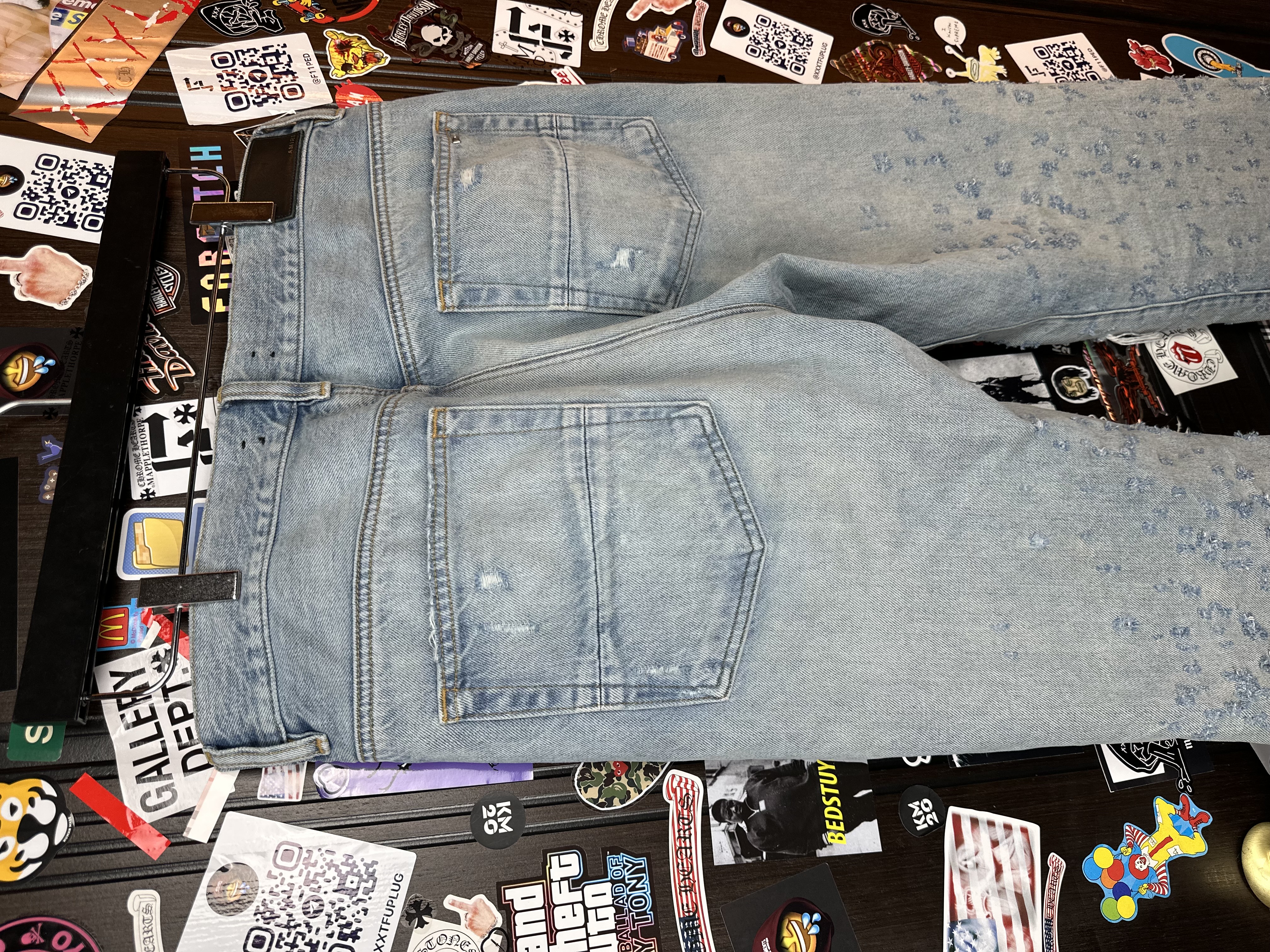 Amiri Shotgun 32 Straight Jeans, detail view 18