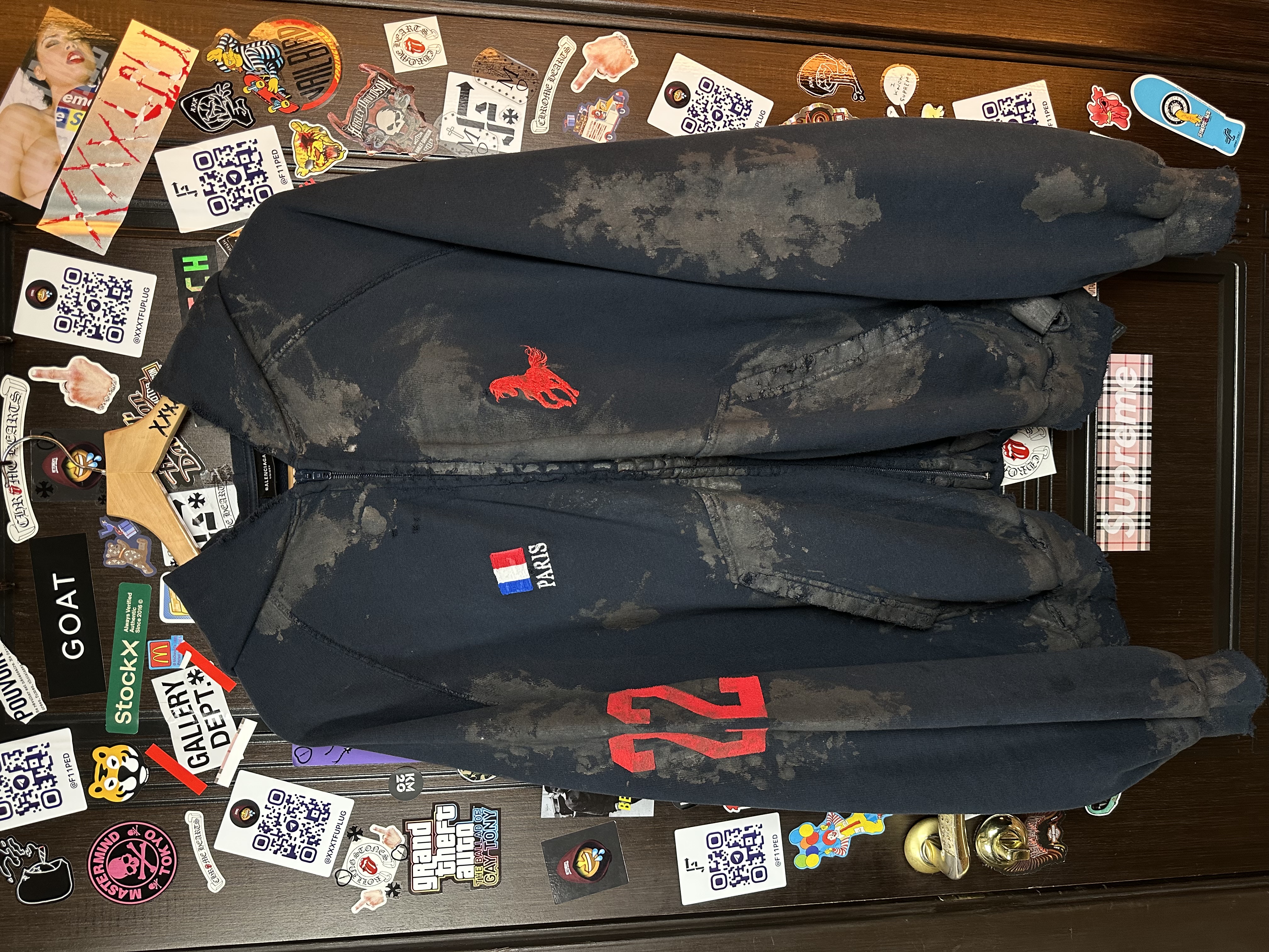 Balenciaga Balenci Dirty Polo, detail view 6