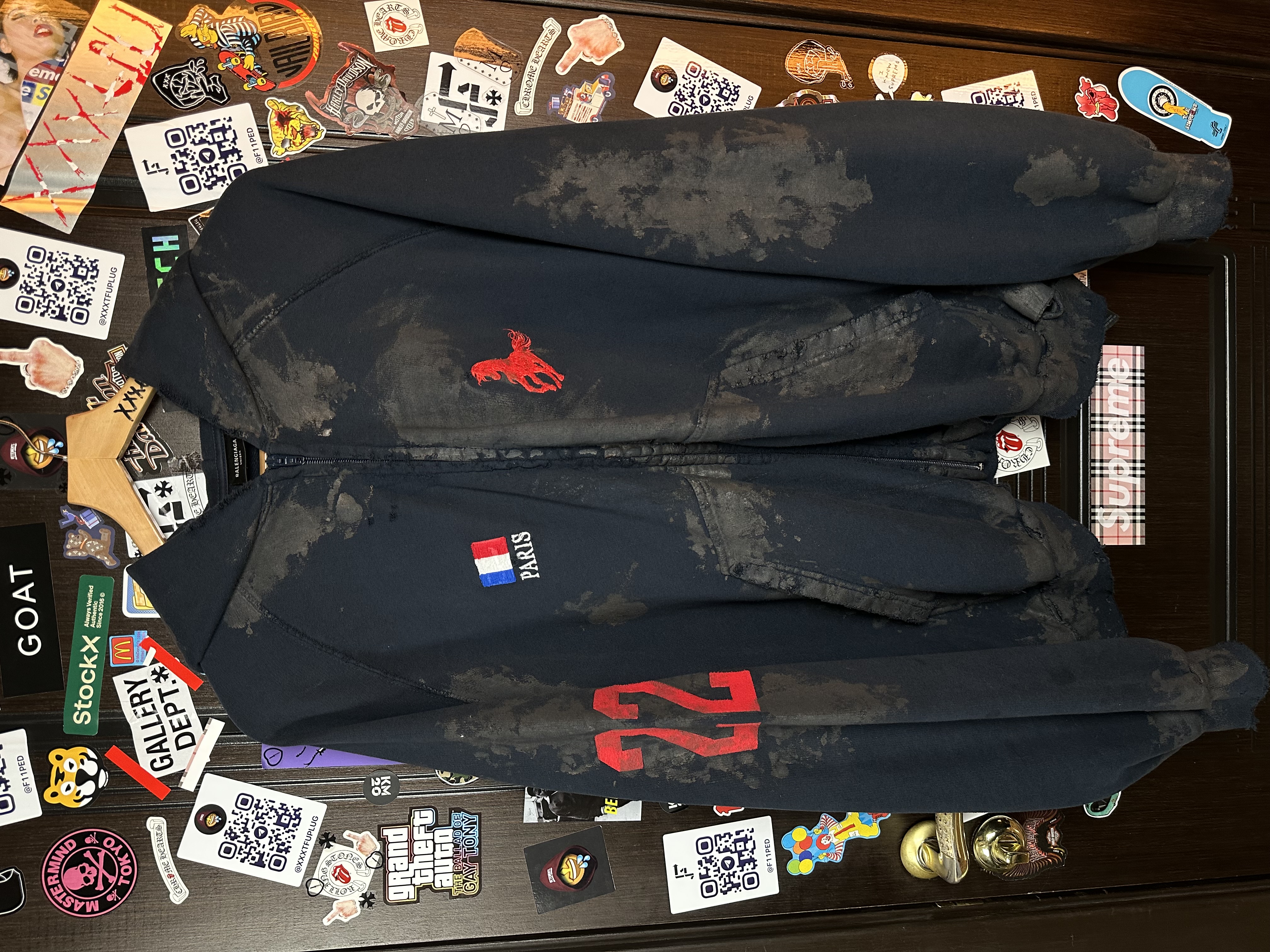 Balenciaga Balenci Dirty Polo, detail view 8