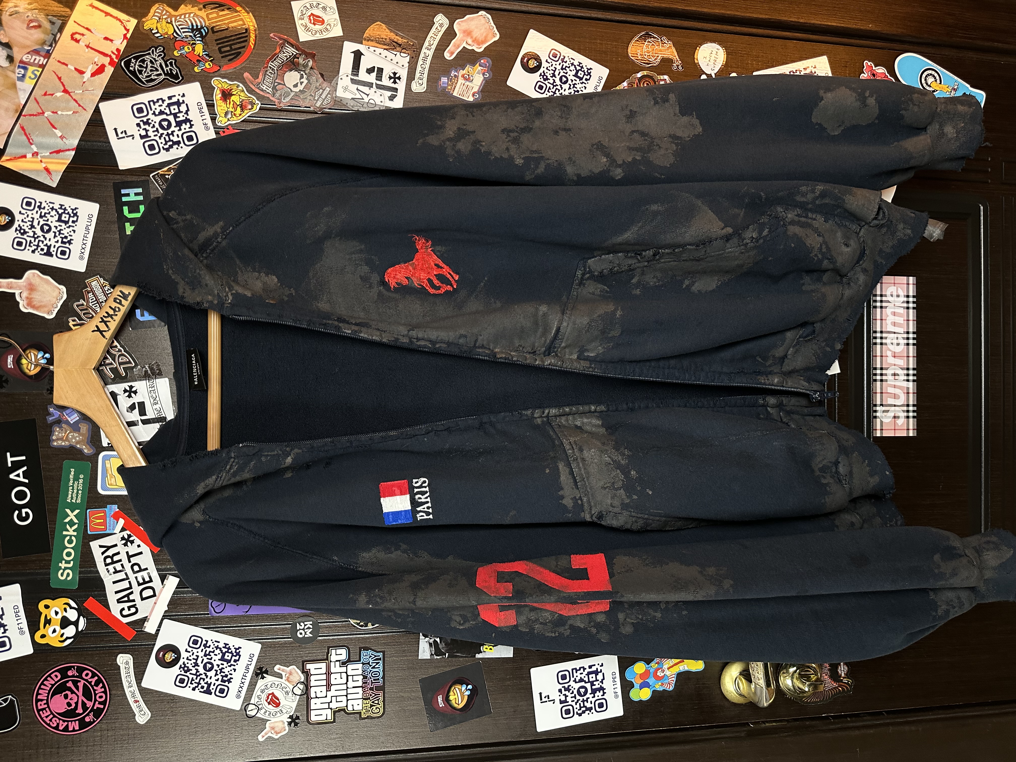 Balenciaga Balenci Dirty Polo, detail view 10