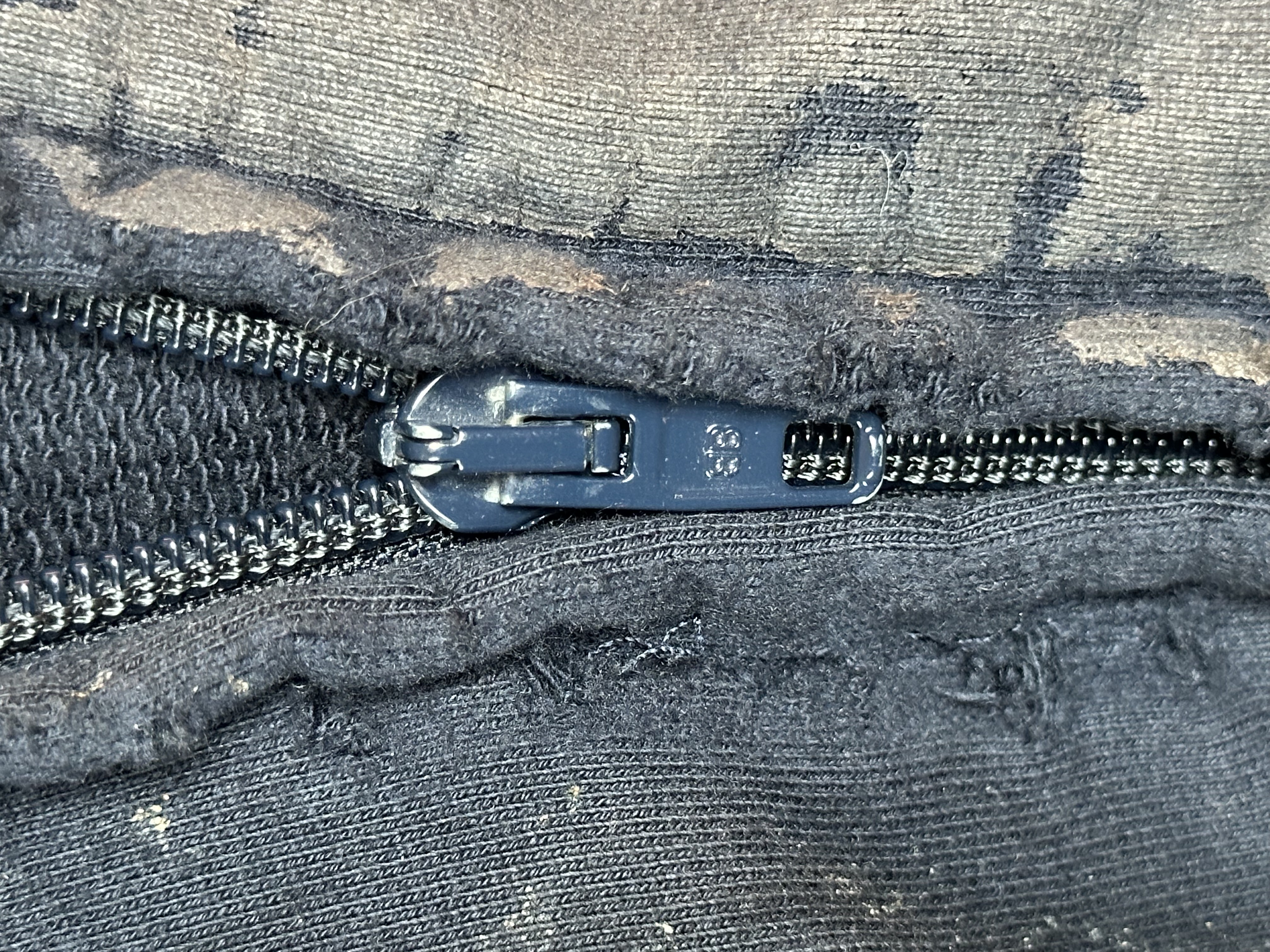 Balenciaga Balenci Dirty Polo, detail view 22