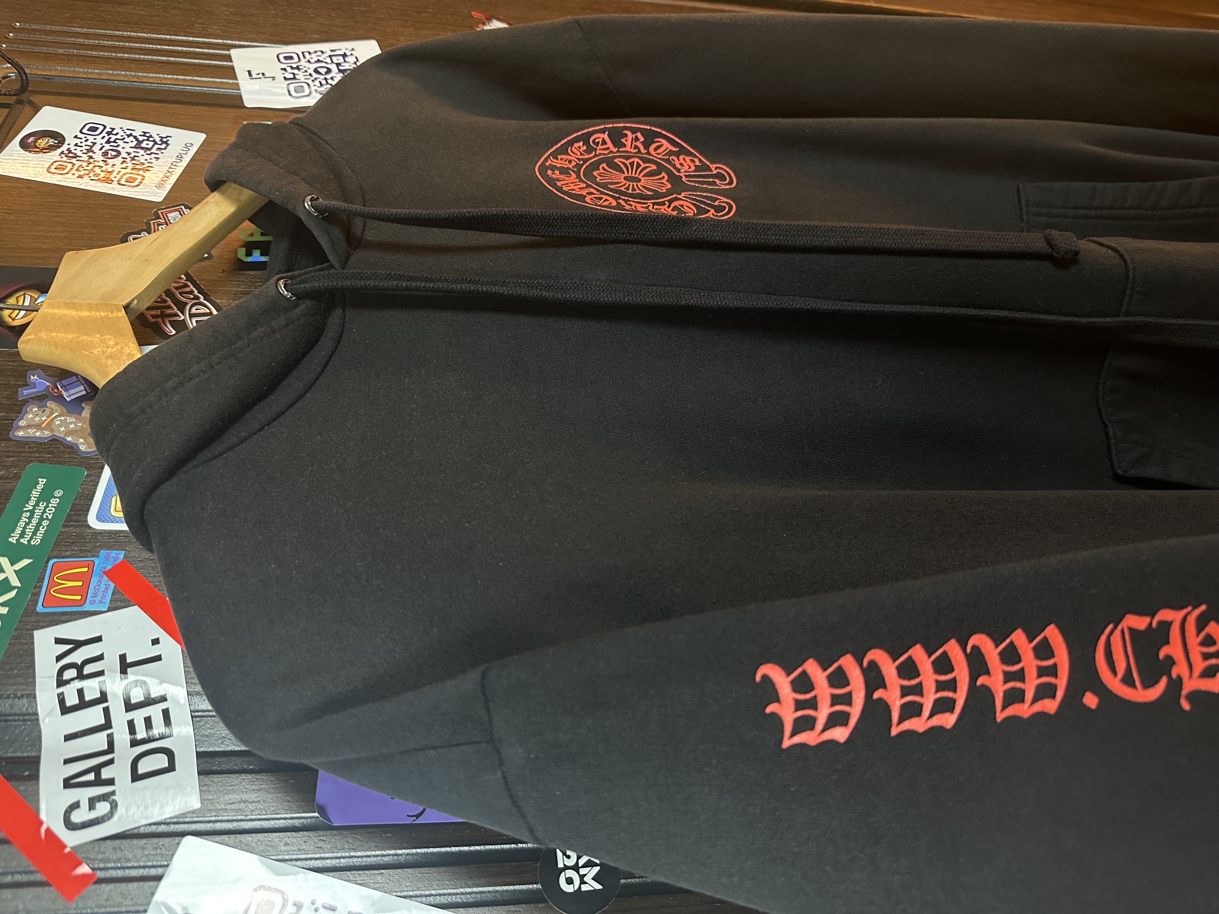 Chrome Hearts Red website S, detail view 4