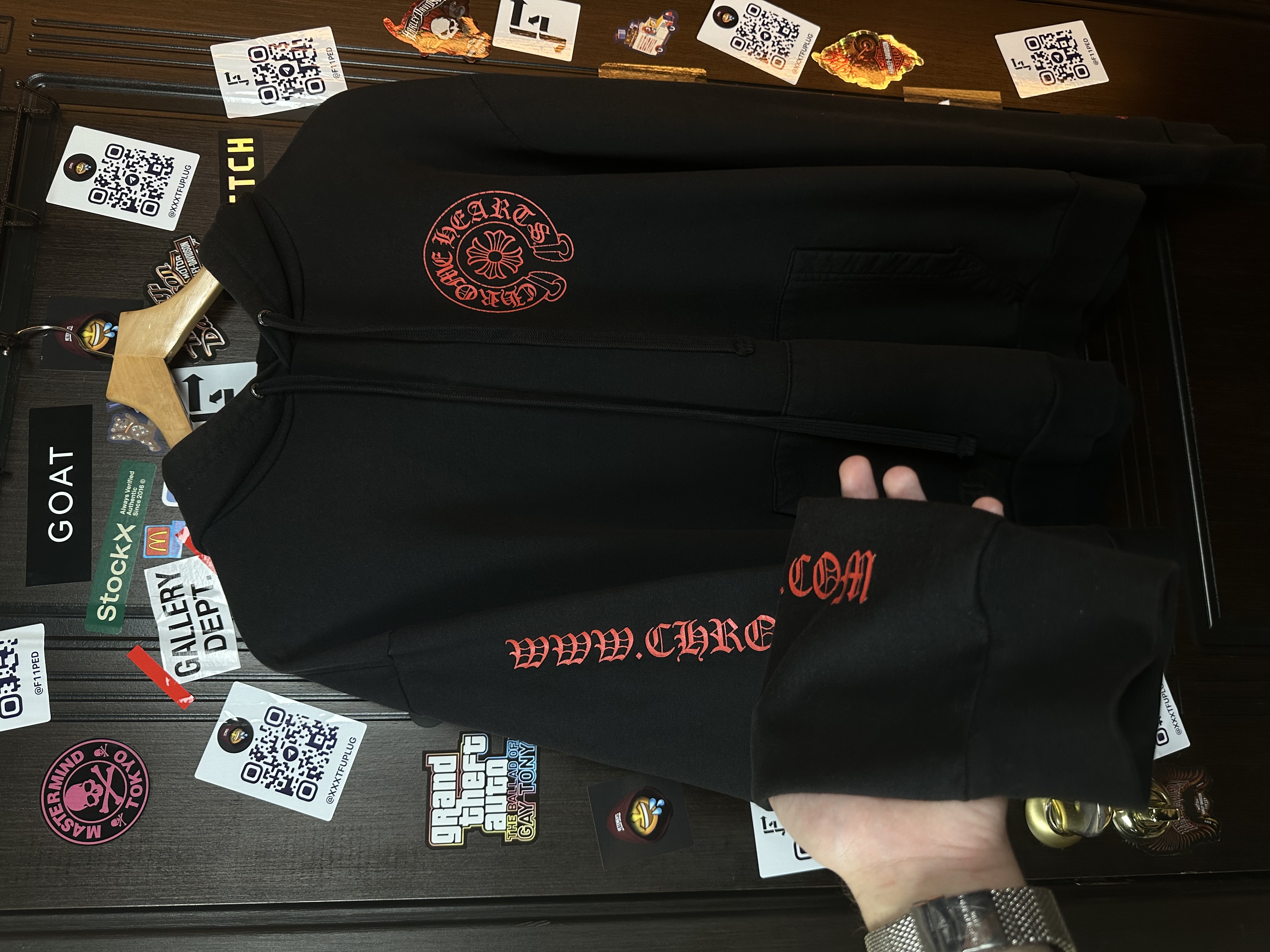 Chrome Hearts Red website S, detail view 9