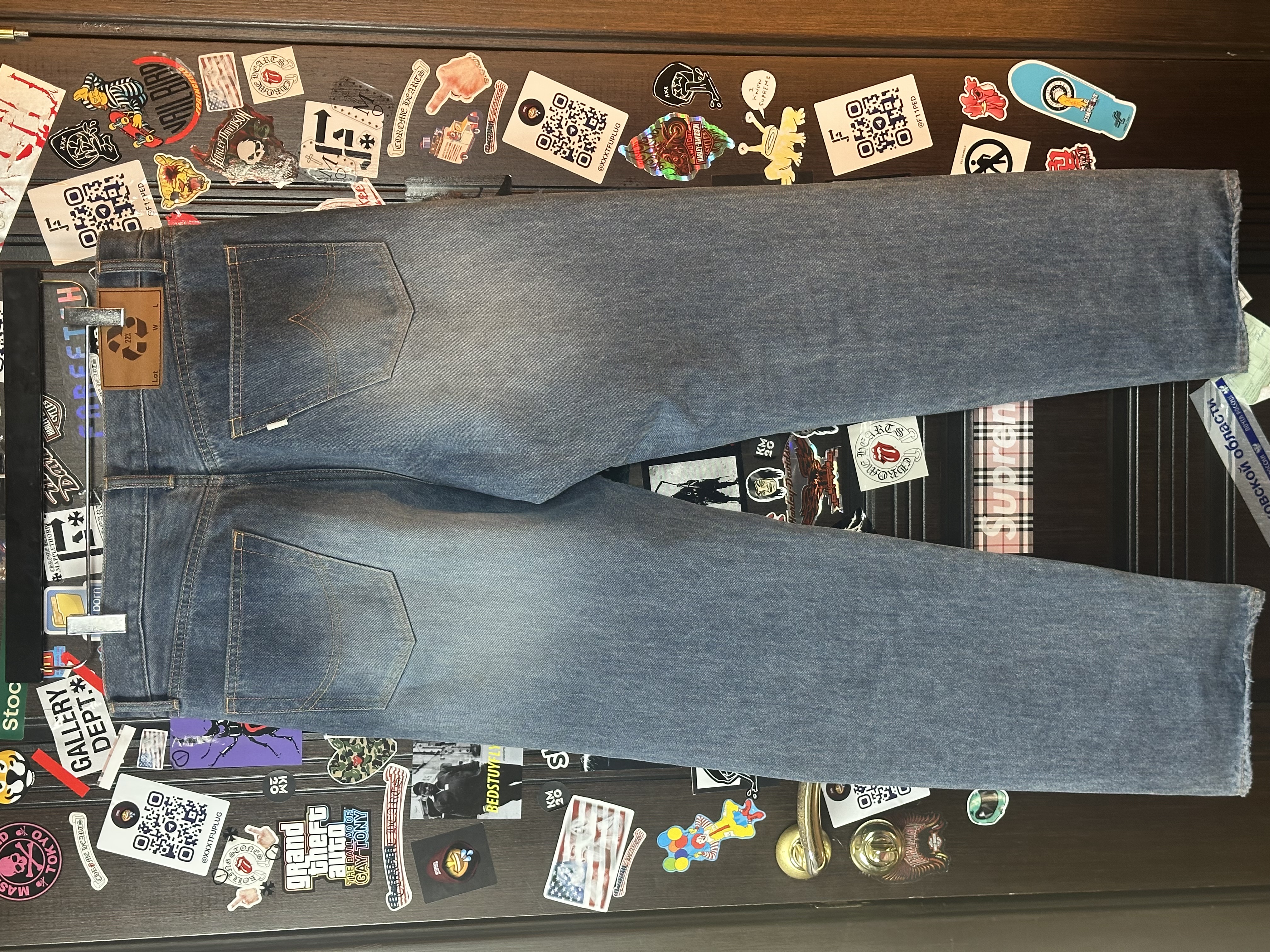 Doublet Monster Medium, detail view 5