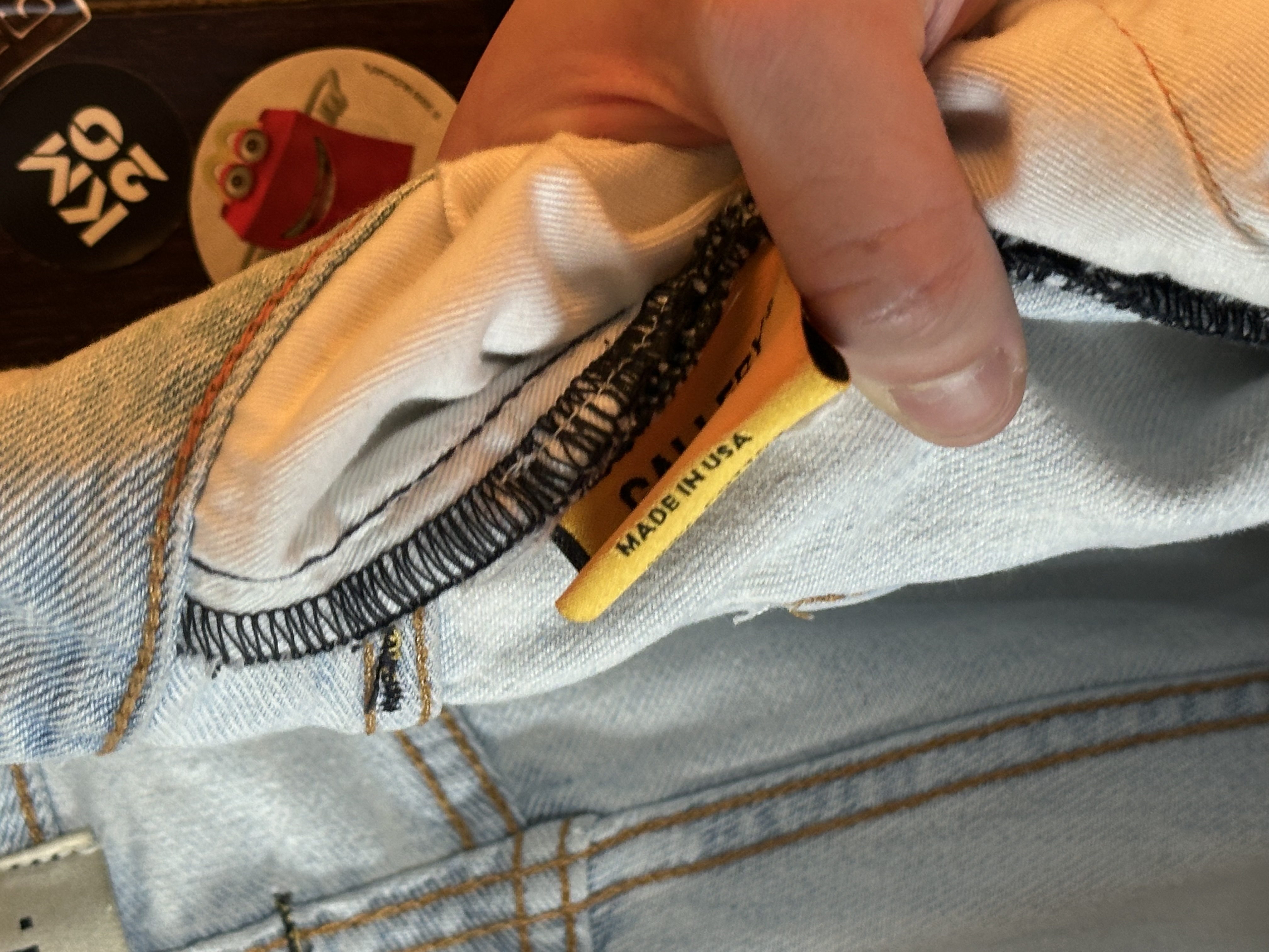 Gallery Dept. 28 XXS 5001 50+ Patches, detail view 10