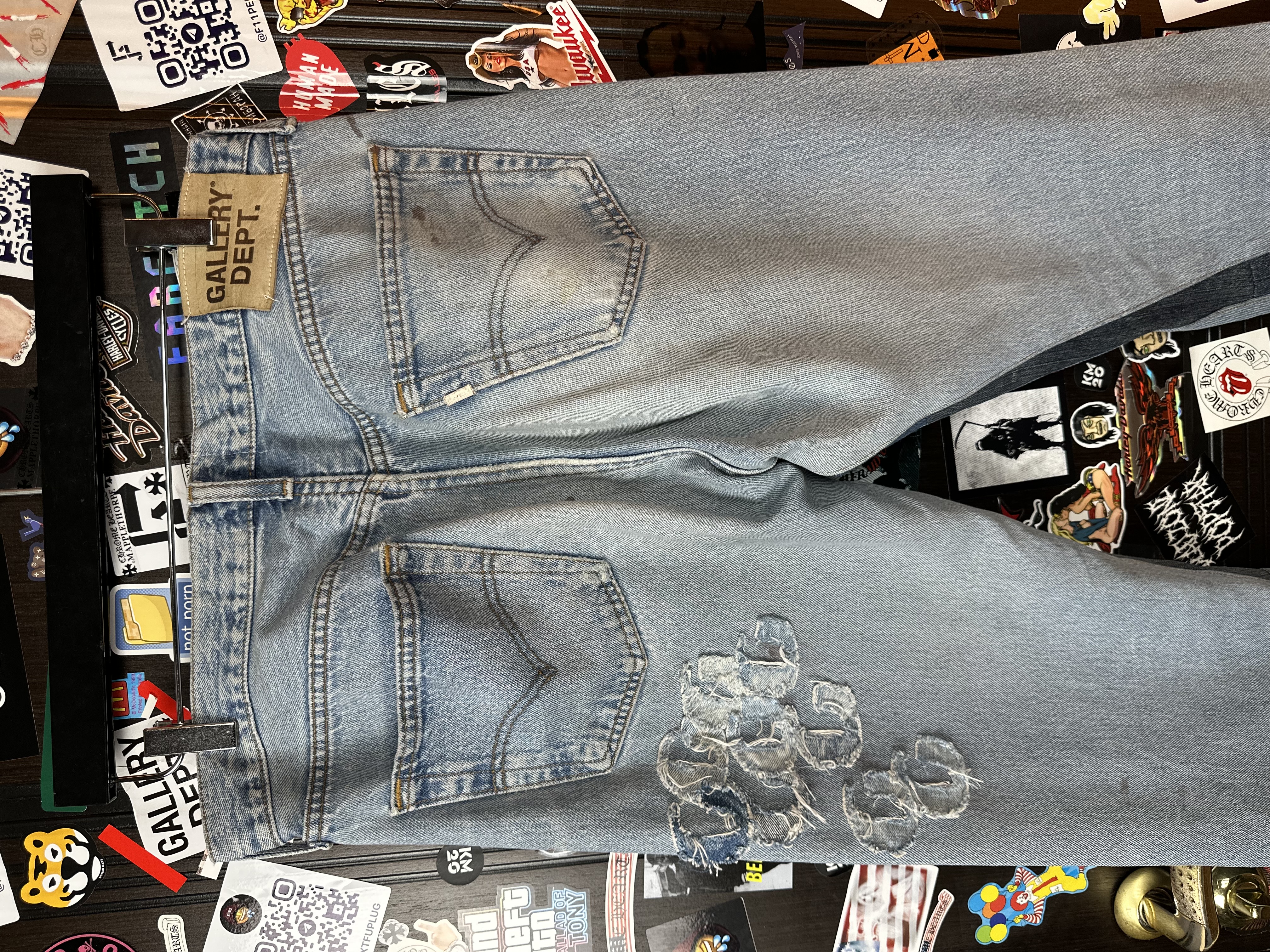 Gallery Dept. 33 La Flares 14 Patches, detail view 4