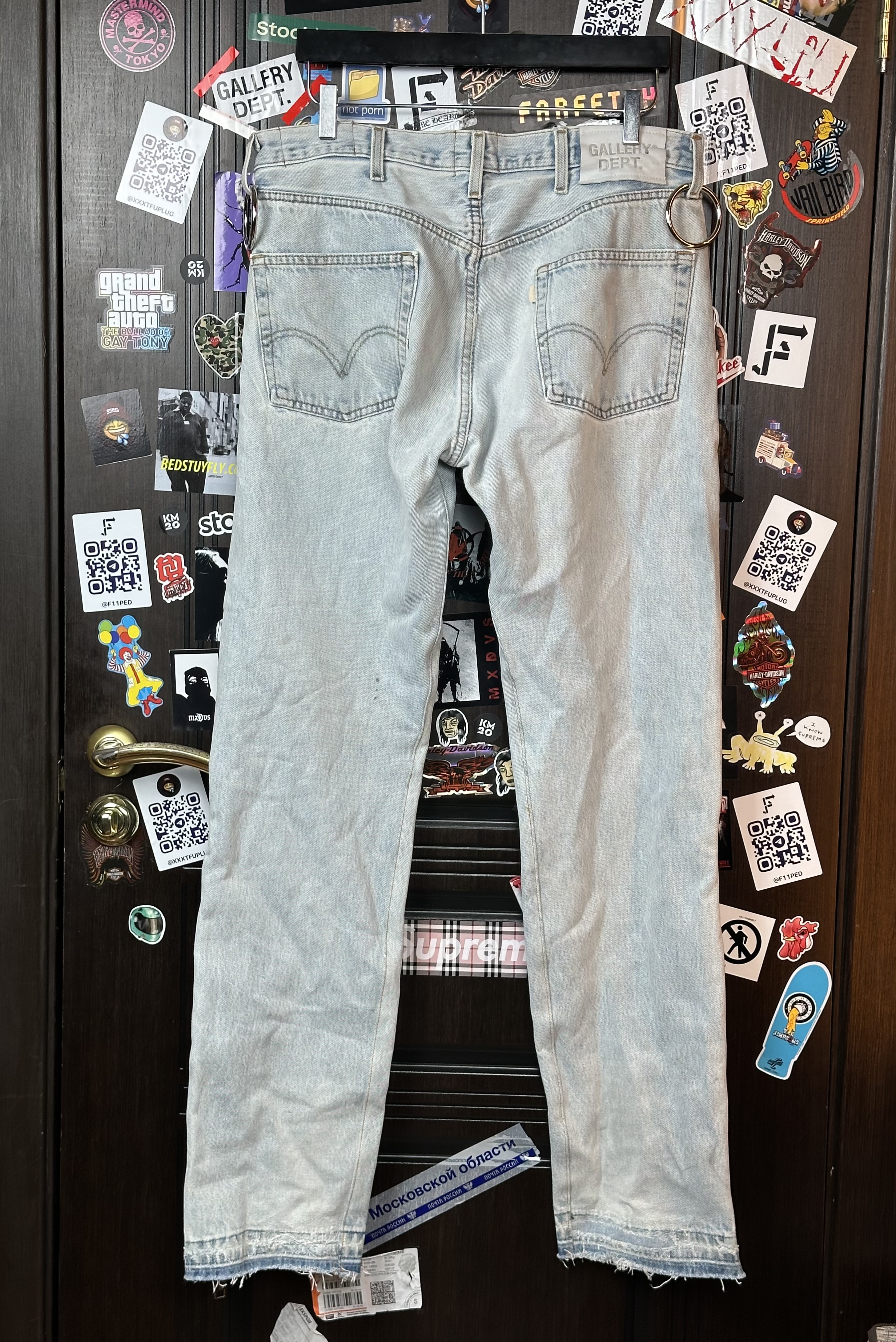 Gallery Dept. 32 Weapon World 5001 Jeans NWT, detail view 3