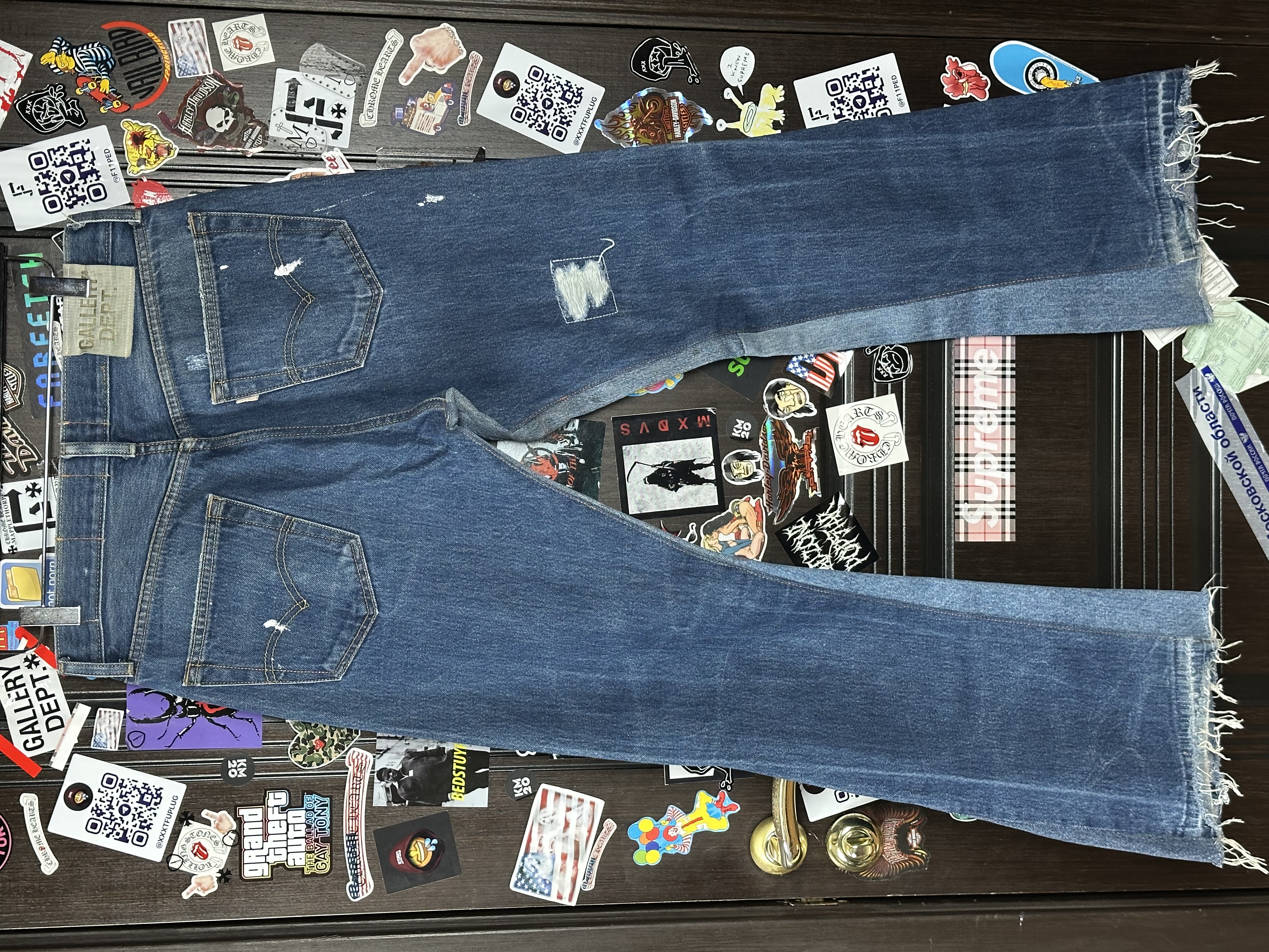 Gallery Dept. 29 Indiana Flares Jeans, detail view 4