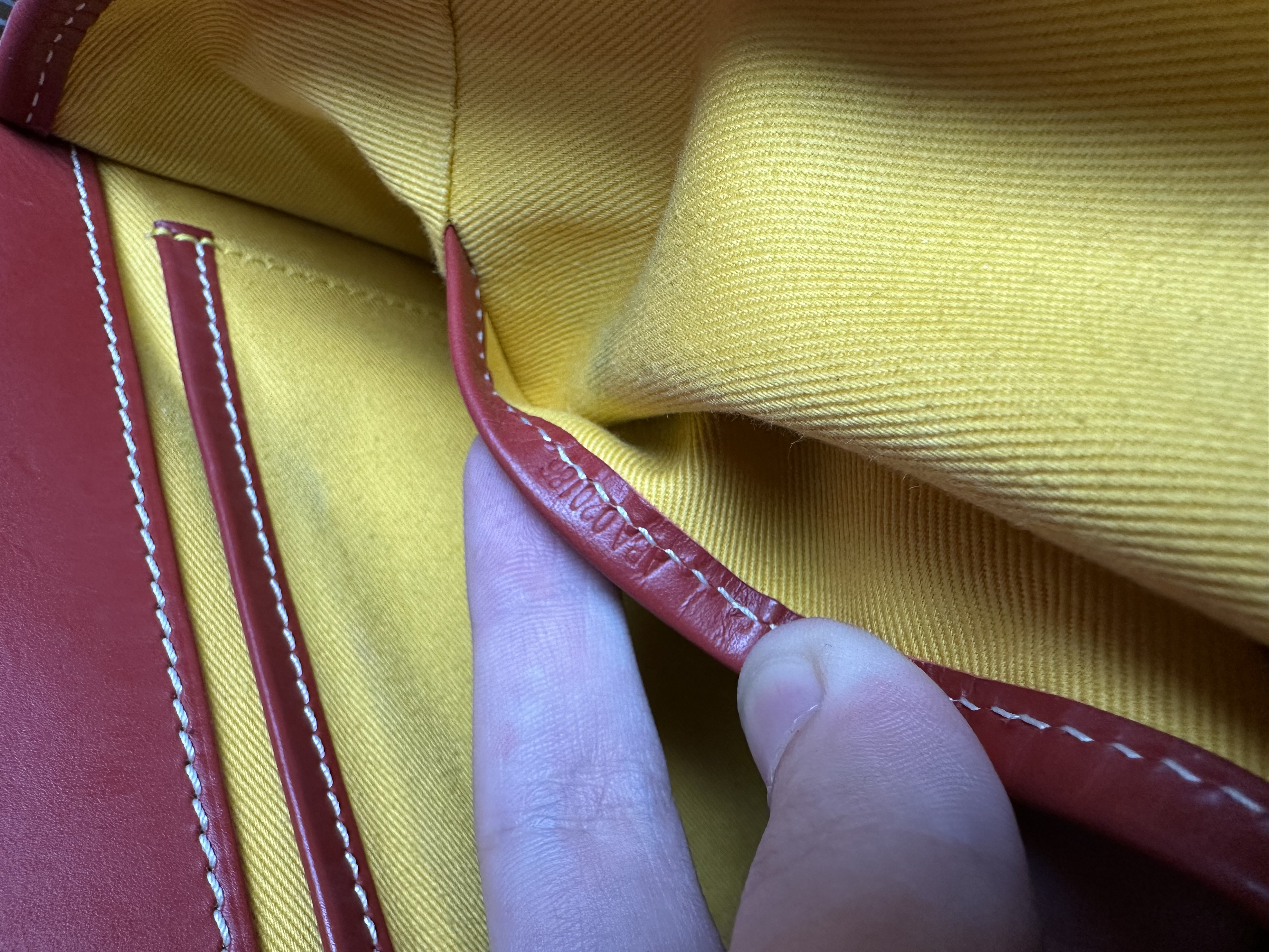 Goyard Belvedere MM Uzi-Red, detail view 8