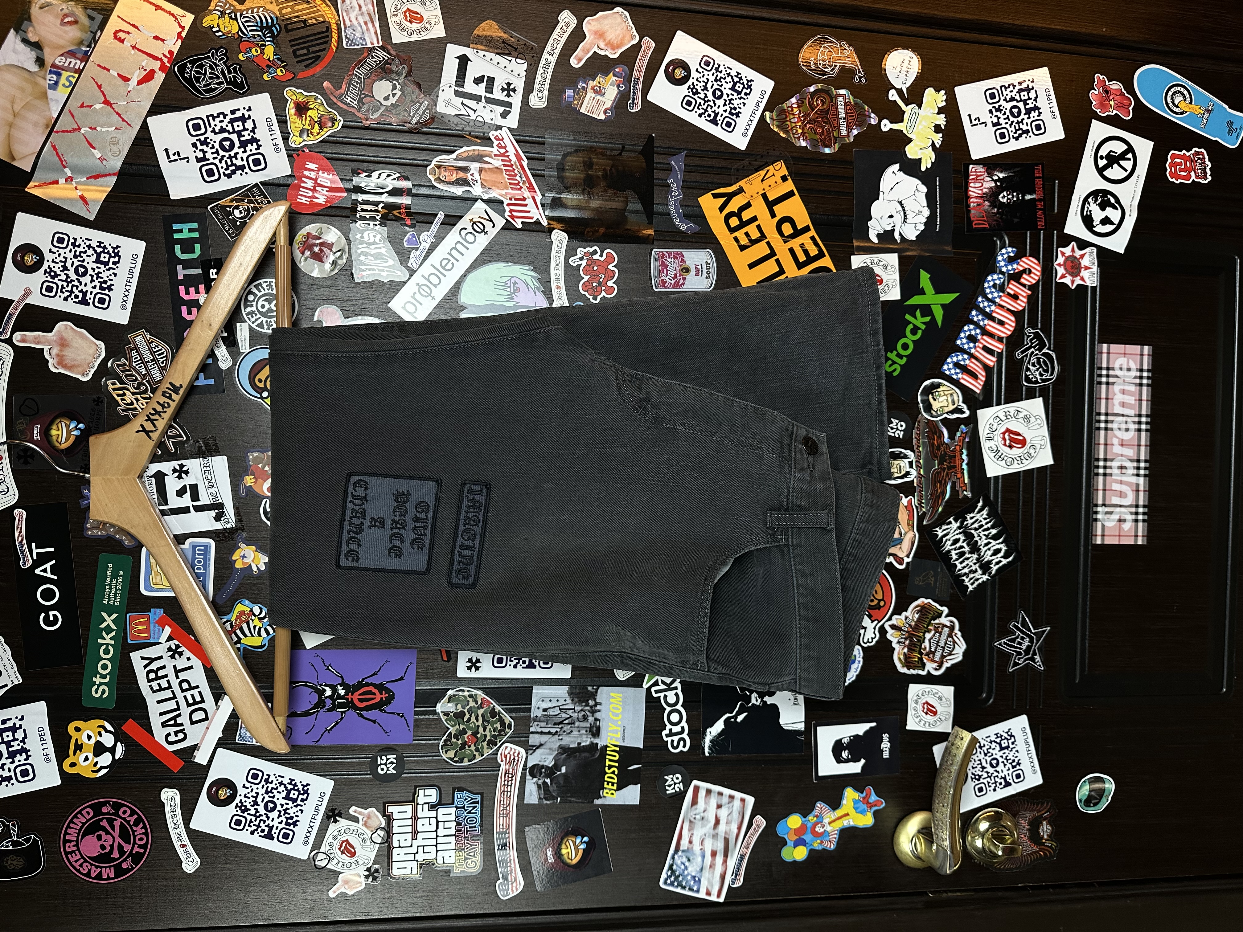 Number (N)ine N9 Patch denim, detail view 2