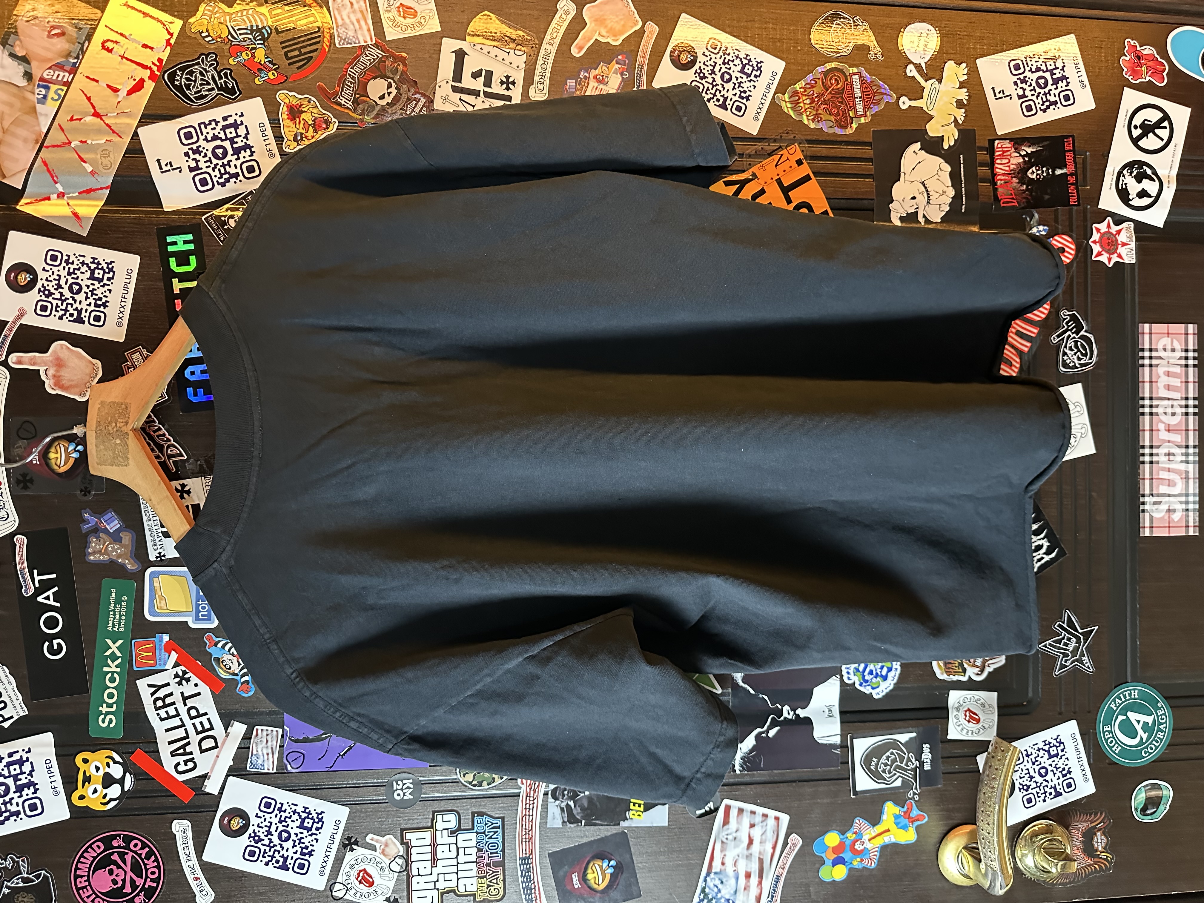 Paly Hollywood Offset Mask, detail view 2