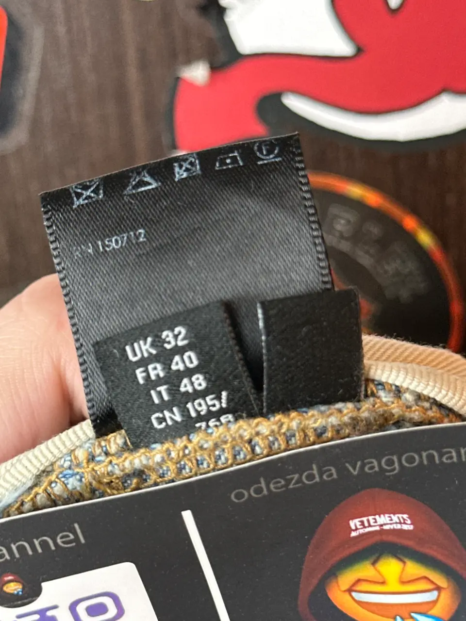 Amiri Shotgun 32 Straight Jeans, detail view 14
