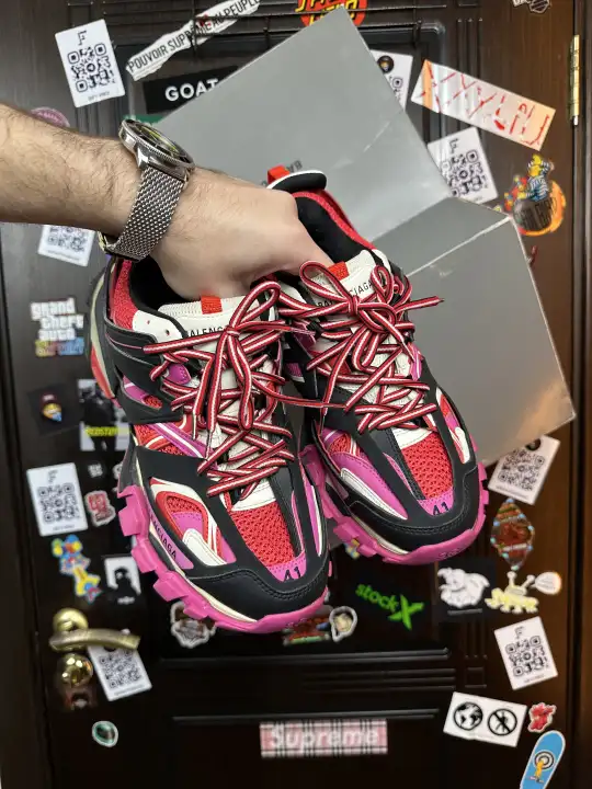 Balenciaga Balenciaga Track 1 Pink, detail view 5
