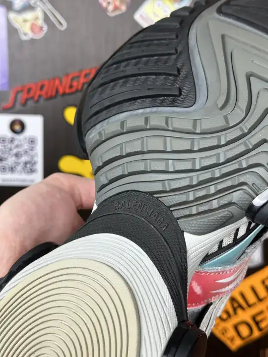 Balenciaga Balenciaga Reptile, detail view 13