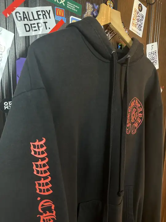 Chrome Hearts Red website S, detail view 4