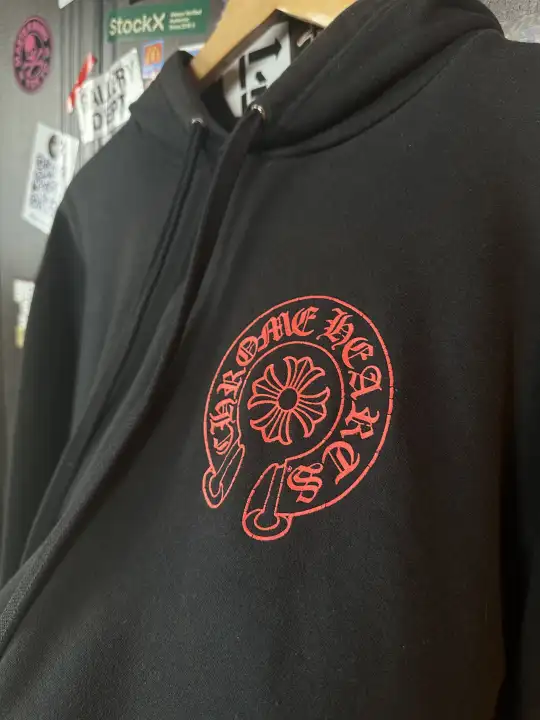 Chrome Hearts Red website S, detail view 5