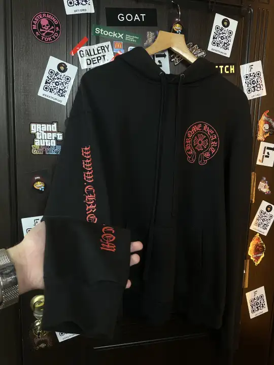 Chrome Hearts Red website S, detail view 9