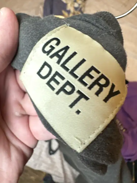 Gallery Dept. Migos “Piss”, detail view 12