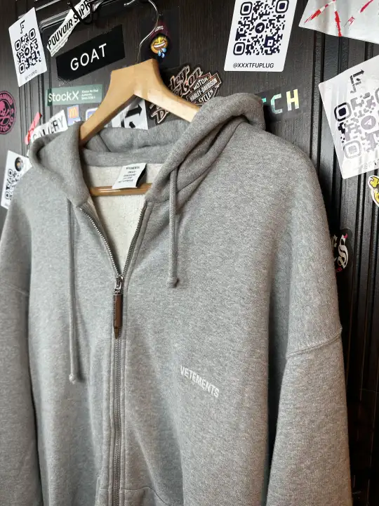 Vetements Grey Bullet XS, detail view 3
