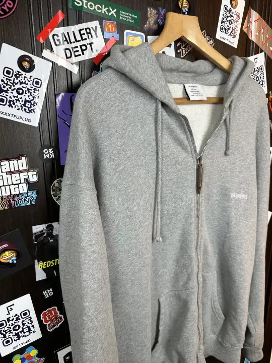 Vetements Grey Bullet XS, detail view 4