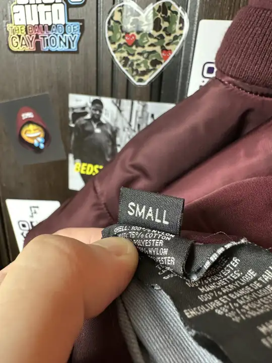 Vetements Vest burgundy, detail view 14