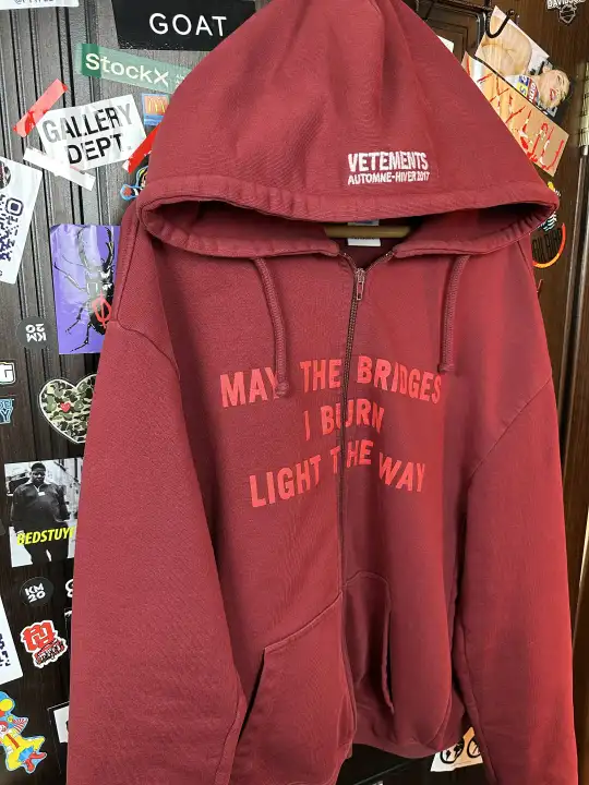 Vetements VETEMENTS “May the bridges” Zip Hoodie 1/50, detail view 9