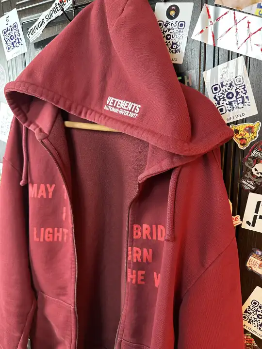 Vetements VETEMENTS “May the bridges” Zip Hoodie 1/50, detail view 11