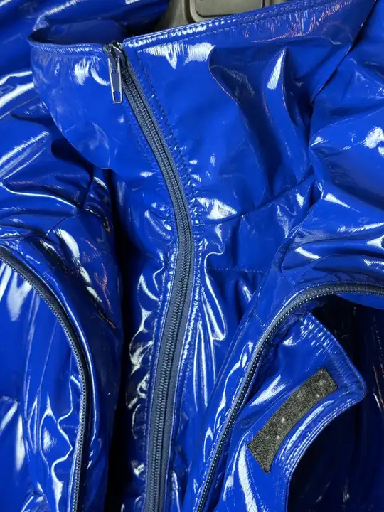 Vetements Webcam Puffer S, detail view 11