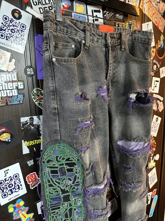 Who Decides War Who Decides War “Jesus and Maria” Coal Violet Fusion Denim, detail view 9