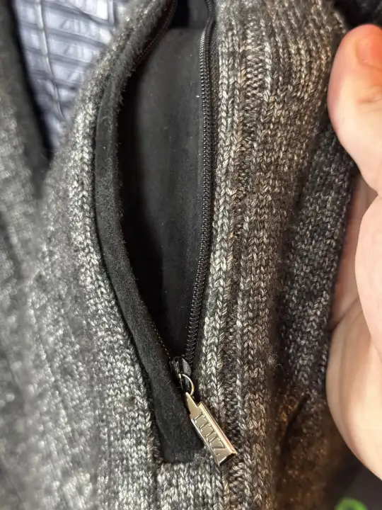 ZILLI Zilli Suede Cashmere Neck-Zip, detail view 11