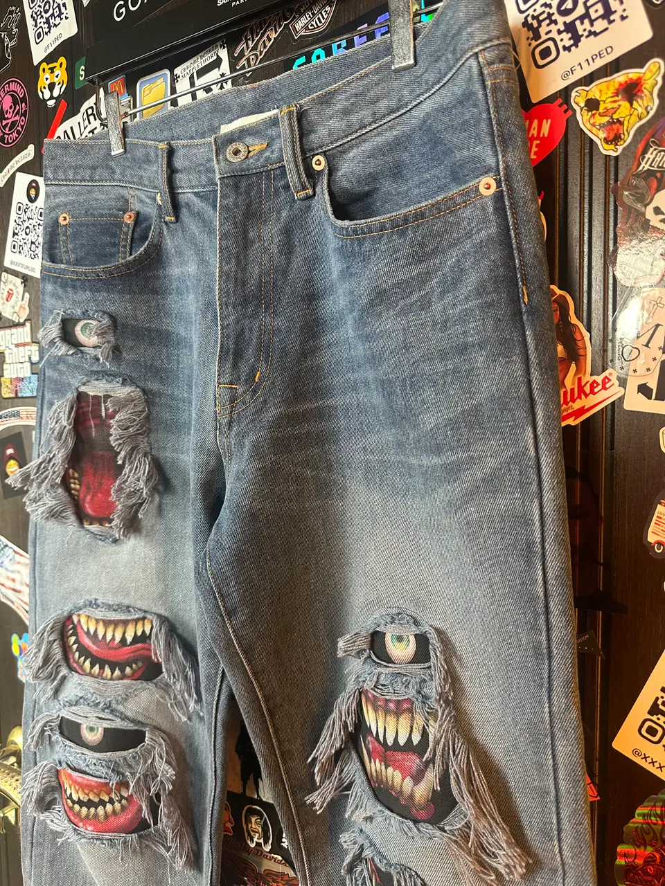 Doublet Monster Medium, detail view 6