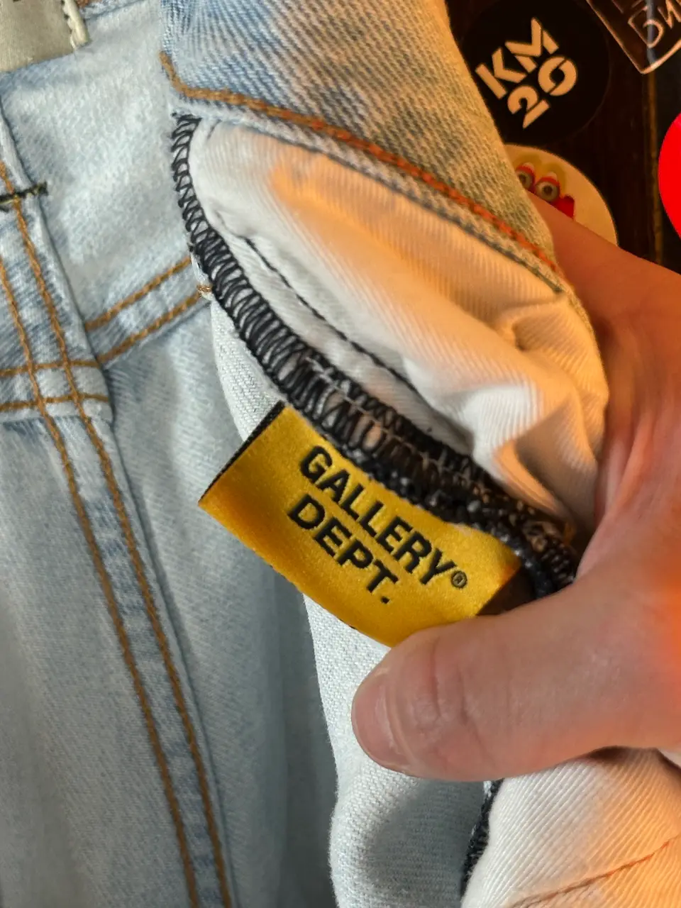 Gallery Dept. 28 XXS 5001 50+ Patches, detail view 9