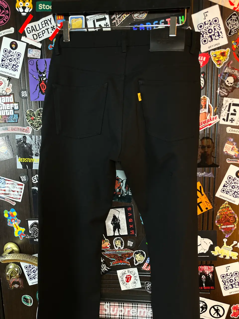 Gallery Dept. 31 Logan Pants, detail view 4