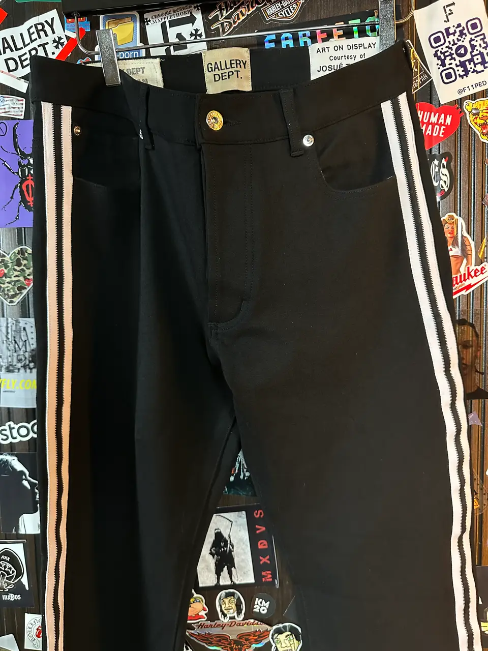 Gallery Dept. 31 Logan Pants, detail view 5