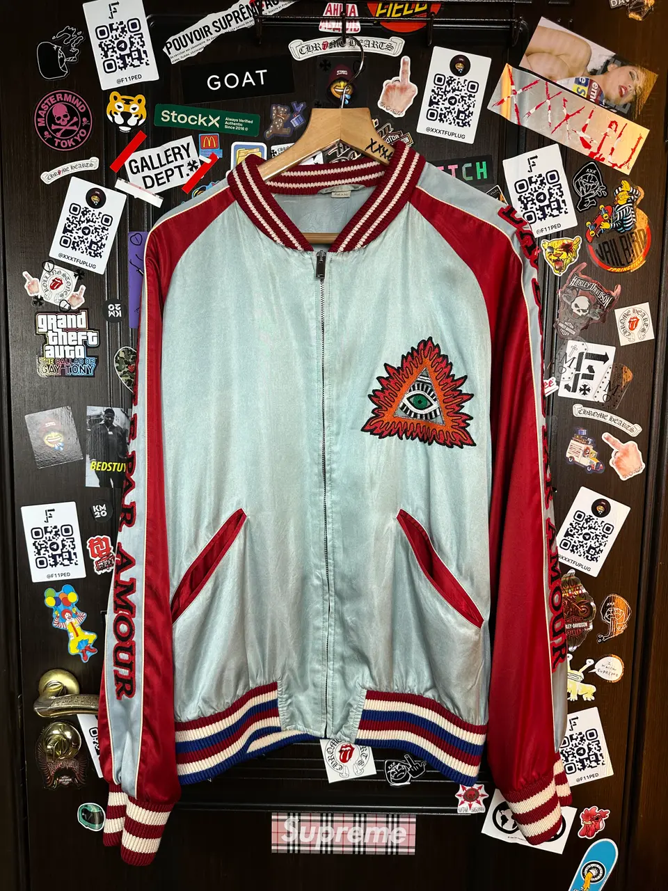 Gucci Gucci SS17 Amour illuminati Silk/Viscose XXL Bomber, detail view 4