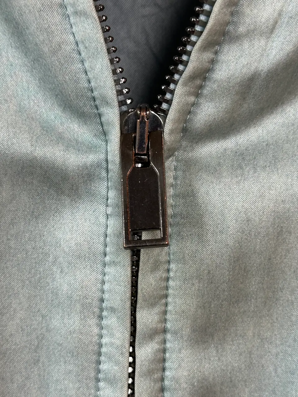 Gucci Gucci SS17 Amour illuminati Silk/Viscose XXL Bomber, detail view 17