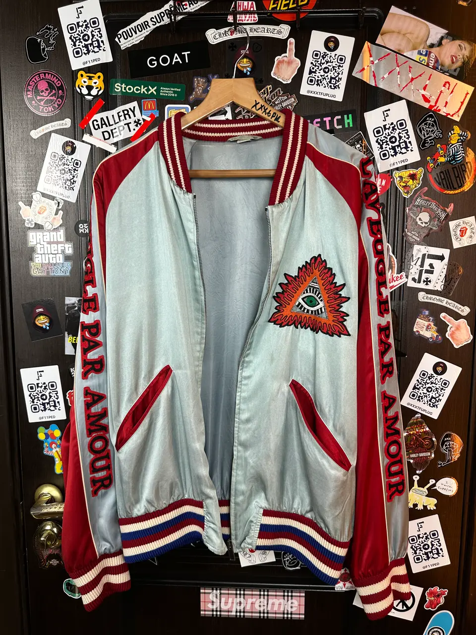 Gucci Gucci SS17 Amour illuminati Silk/Viscose XXL Bomber, detail view 18
