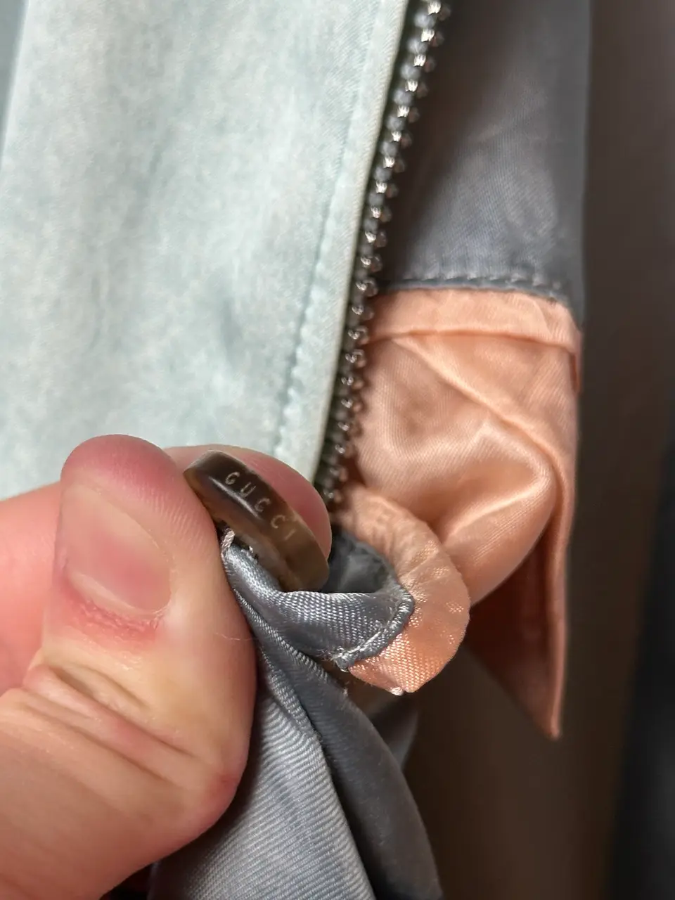Gucci Gucci SS17 Amour illuminati Silk/Viscose XXL Bomber, detail view 22