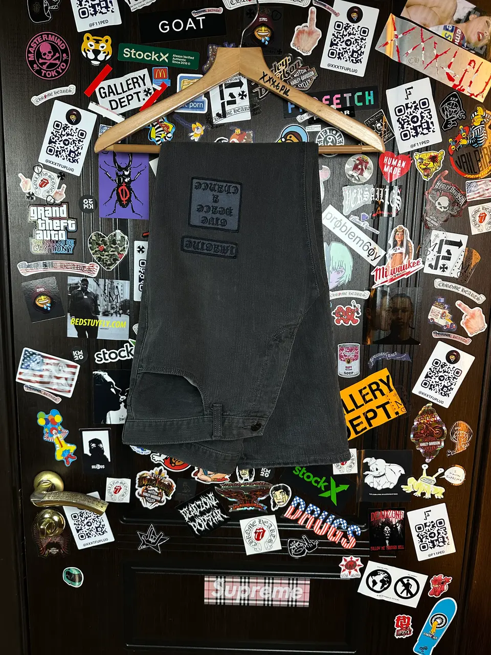 Number (N)ine N9 Patch denim, detail view 2