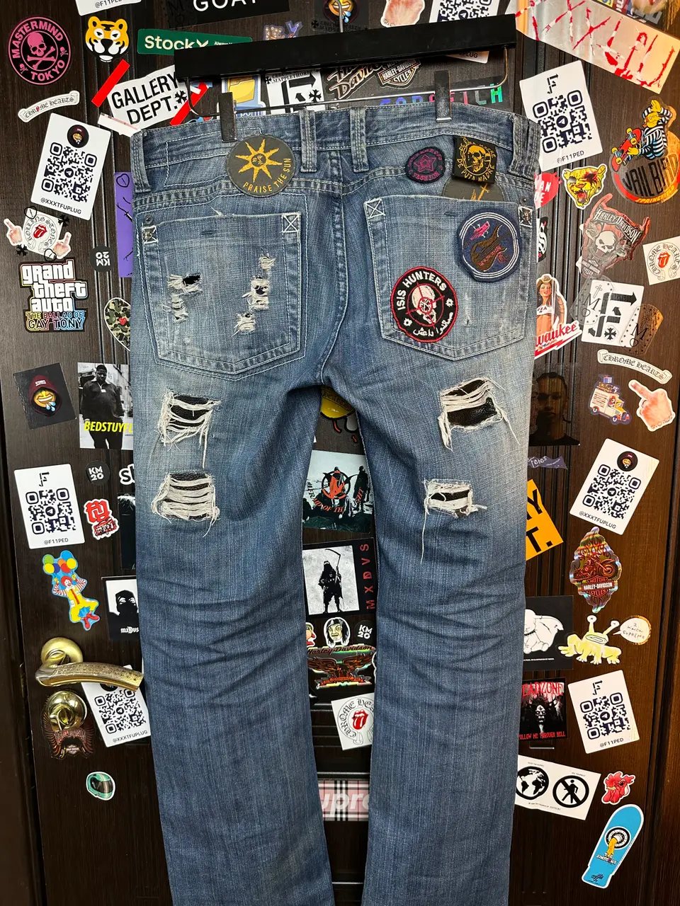 OMB x ERD OMB X ERD "FUCK PEDOPHILIA" Jeans, detail view 4