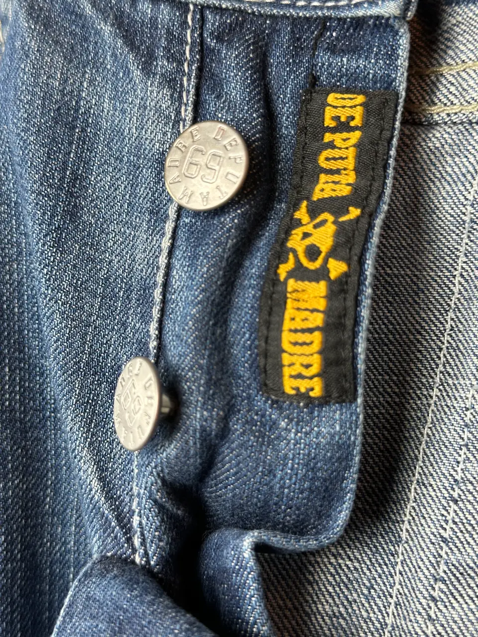 OMB x ERD OMB X ERD "FUCK PEDOPHILIA" Jeans, detail view 20