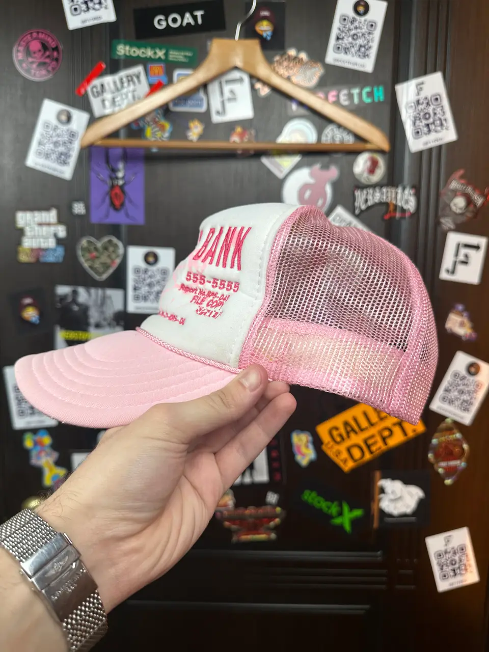 Sp5der Pink Sp5der Silk Web, detail view 4