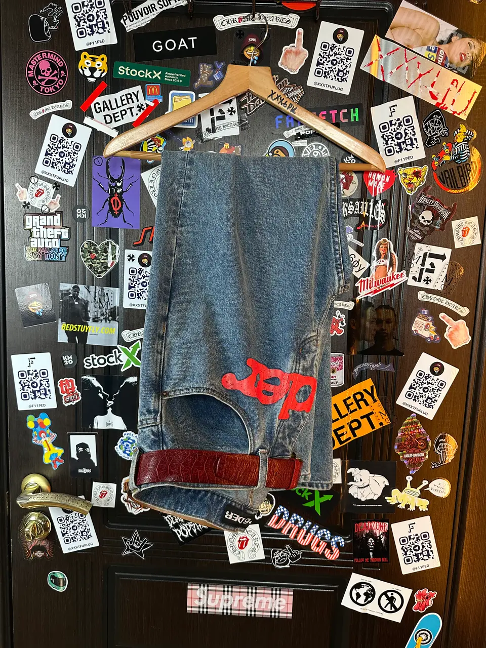 Sp5der “Spider” V3 Indigo Denim Jeans, detail view 2